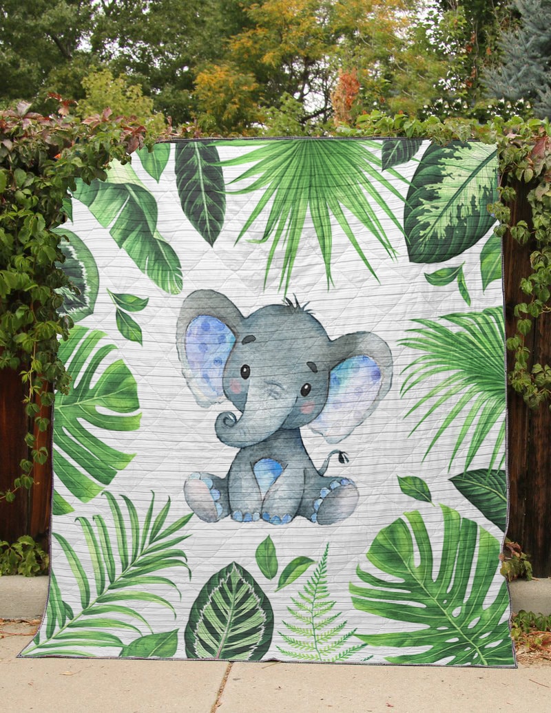 Baby elephant tropical quilt 1